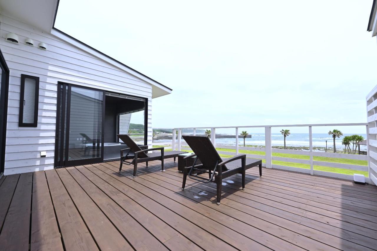 Zeus Beach Park Nishinoomote Exterior foto